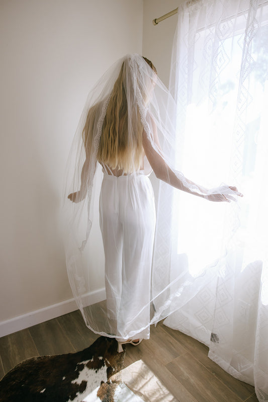 Ivory Veil with Lace Trim